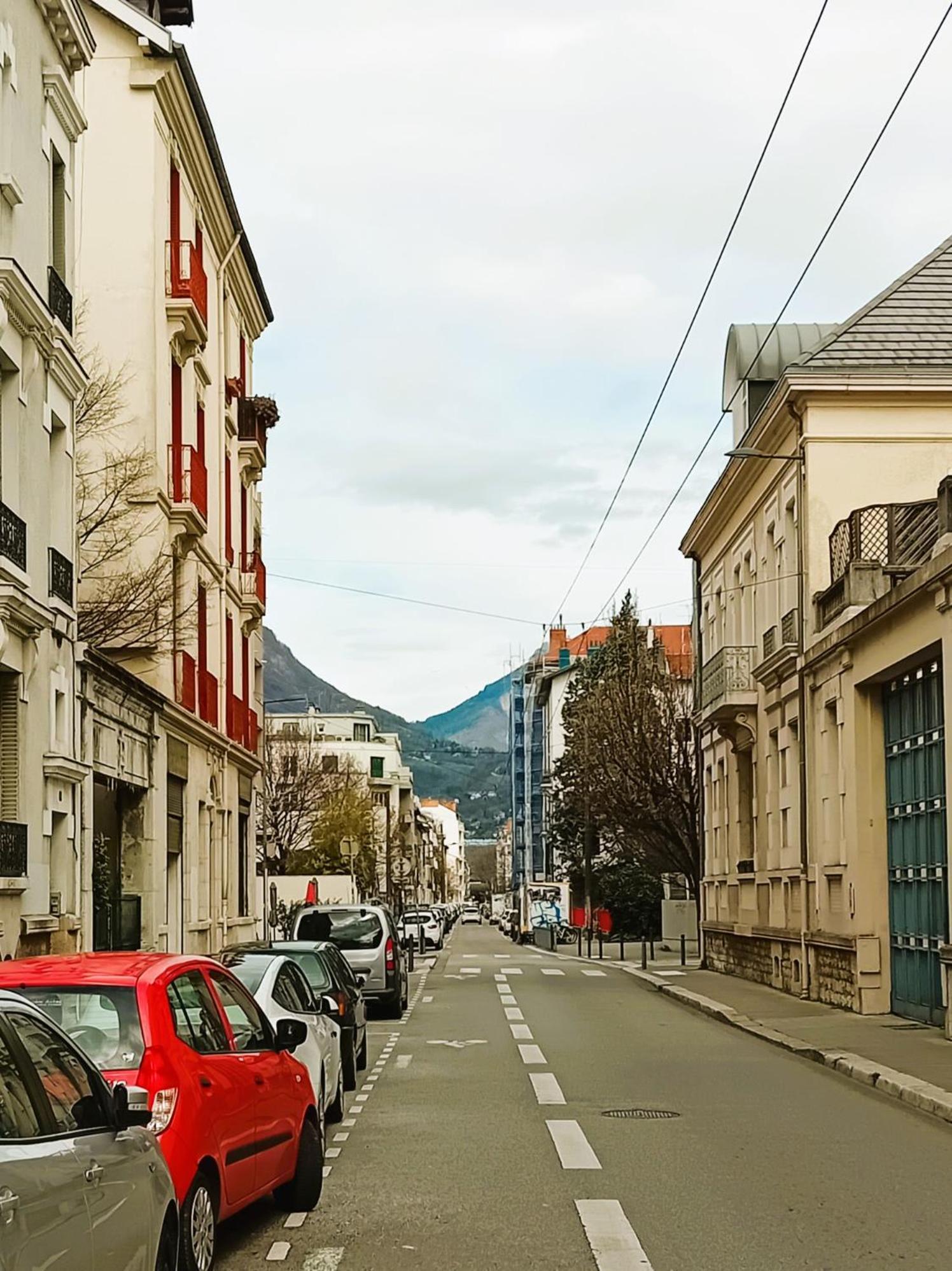 101 - Appart Renove Avec 1 Chambre Spacieuse - Tram Et Clinique Mutualiste A 1 Min Grenoble Exterior photo